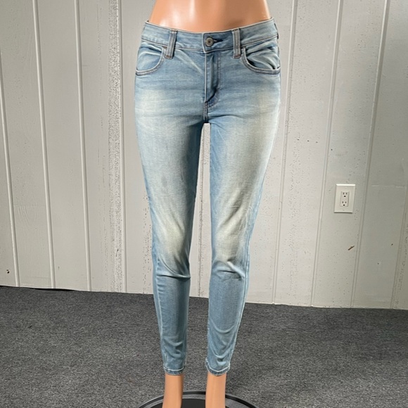 *American Eagle Outfitters Women's Light Washed Super Stretch Jegging Sz… - Picture 4 of 15